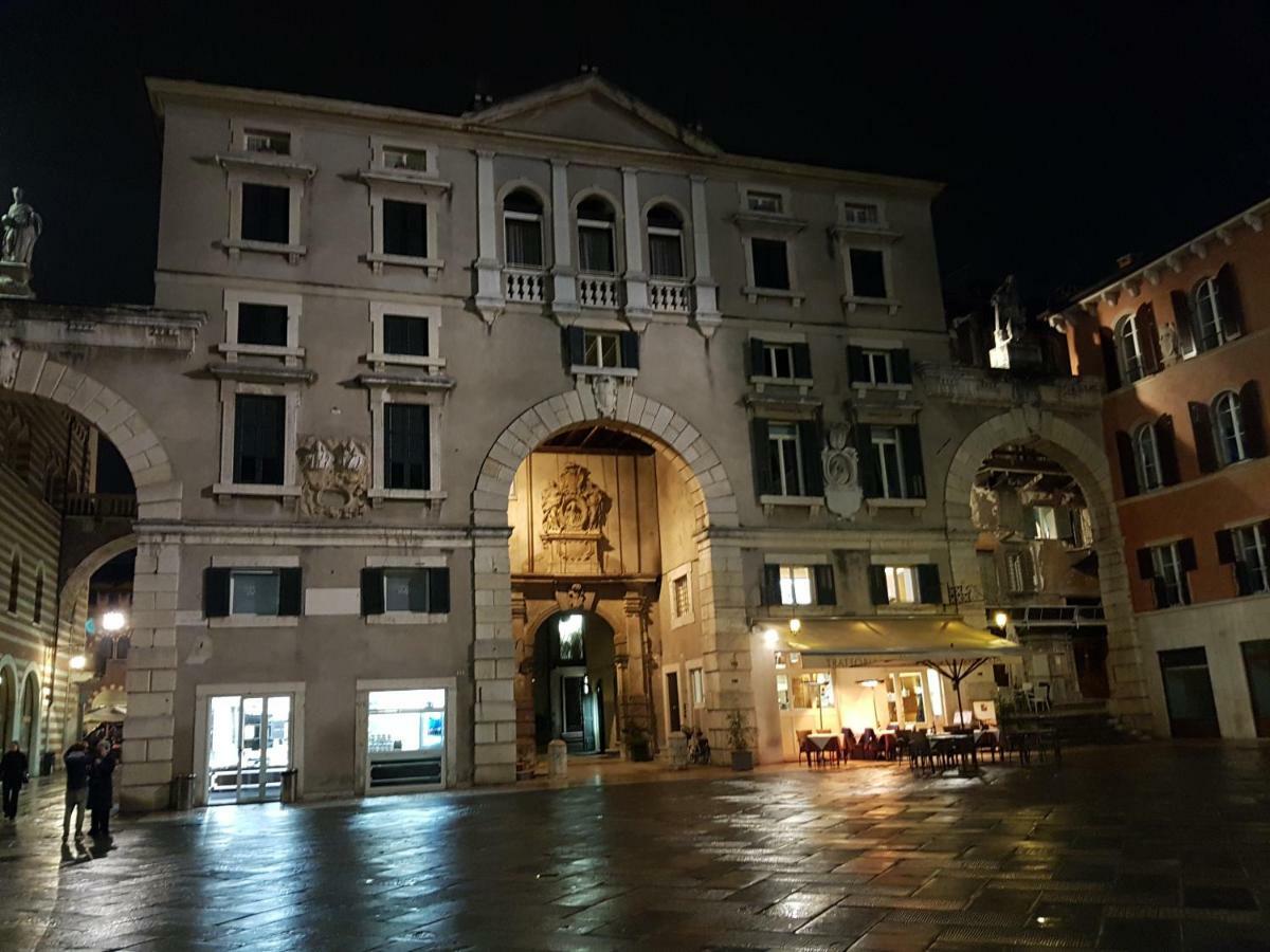 דירות ורונה Casa Francesco Di Luca & Paola מראה חיצוני תמונה